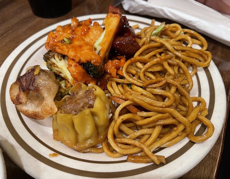 Roast Pork Lo Mein